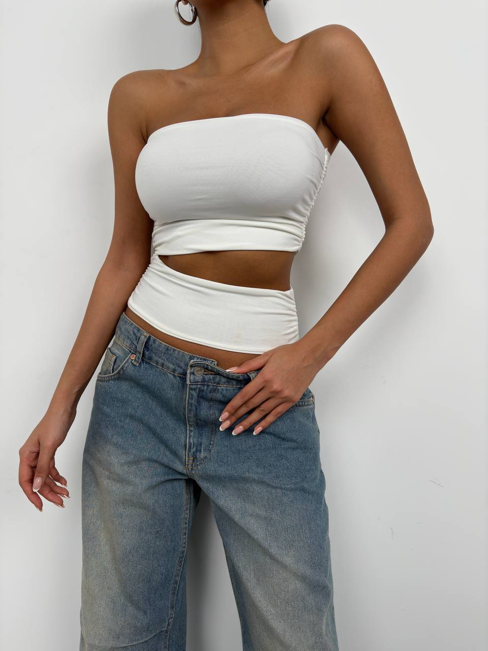 Top άσπρο cutout